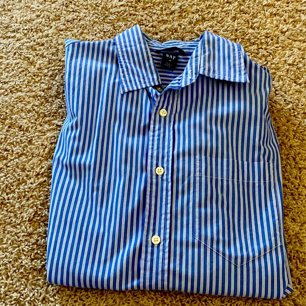 ❤️SALE❤️GAP men’s size medium dress shirt